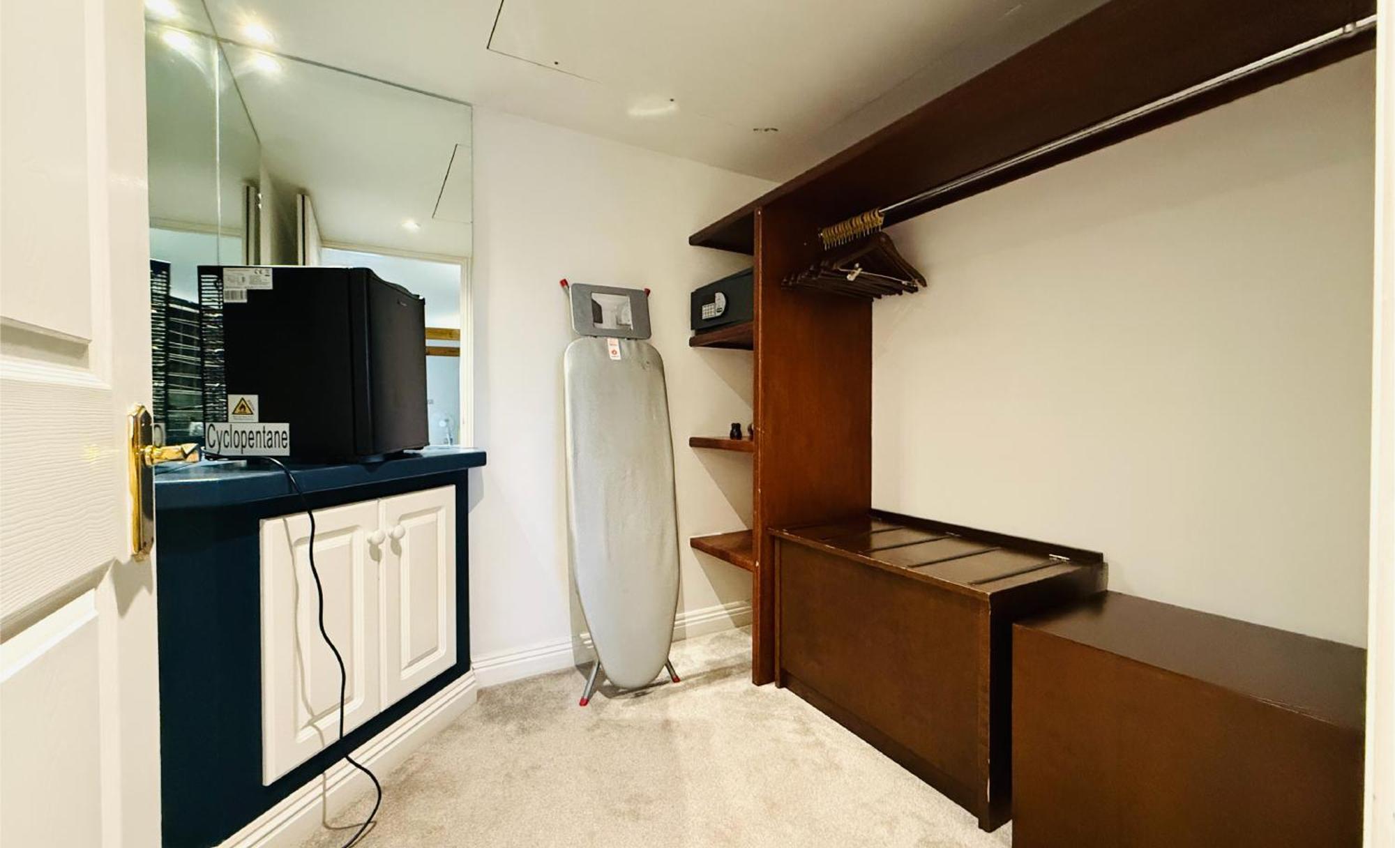 Hustyns Hotel Saint Wenn エクステリア 写真