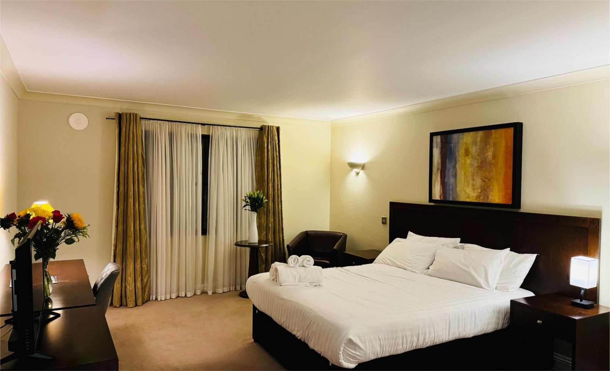 Hustyns Hotel Saint Wenn エクステリア 写真