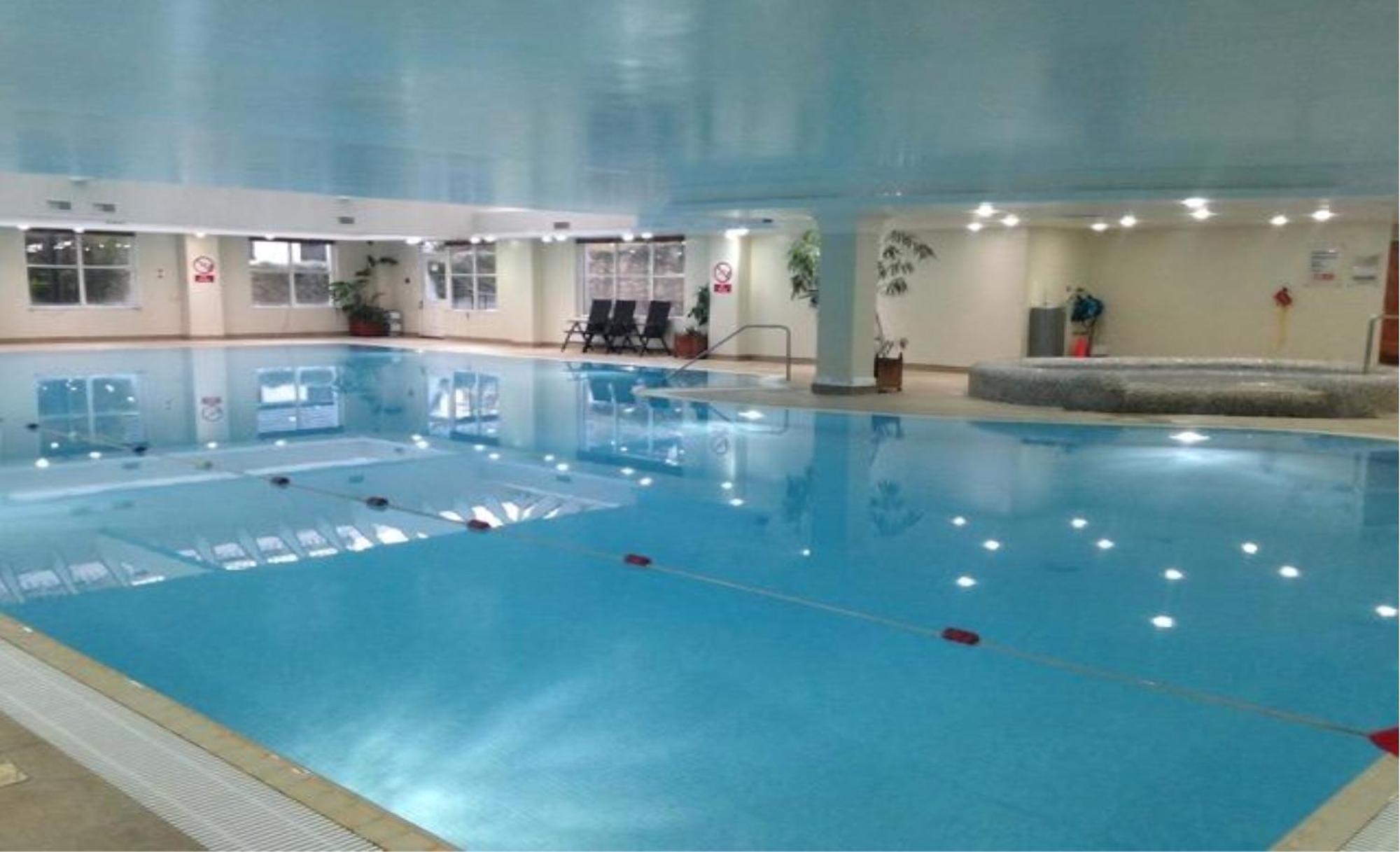 Hustyns Hotel Saint Wenn エクステリア 写真